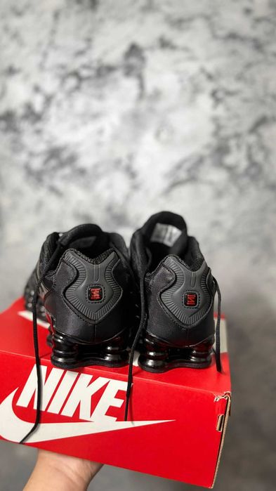 Nike shox negri marimea 42
