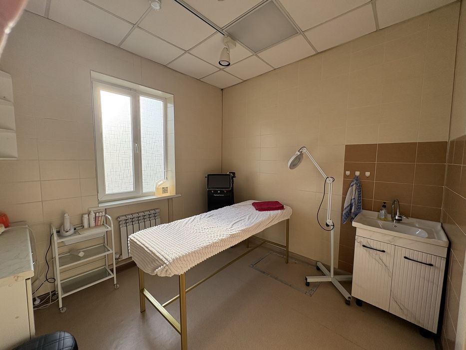 Сдам в аренду салон красоты