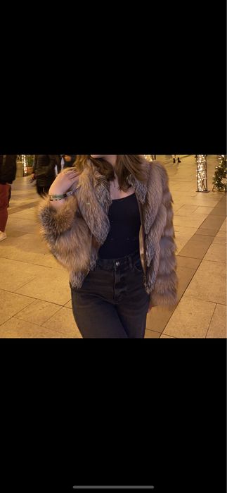 haina de blana vulpe stare foarte buna