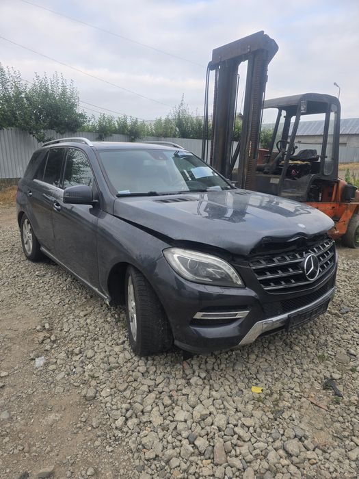 Motor 3.0 Nissan cabstar cutie de viteză Nissan cabstar portieră Nissan cabstar punte față Nissan cabstar