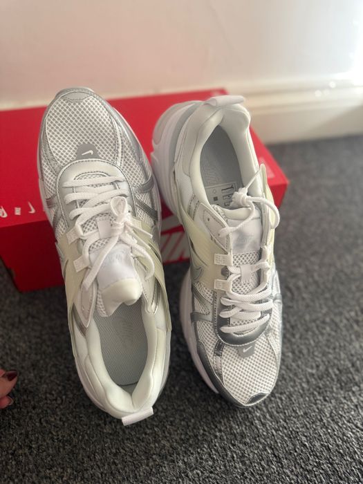 Мъжки маратонки Nike V2K Run