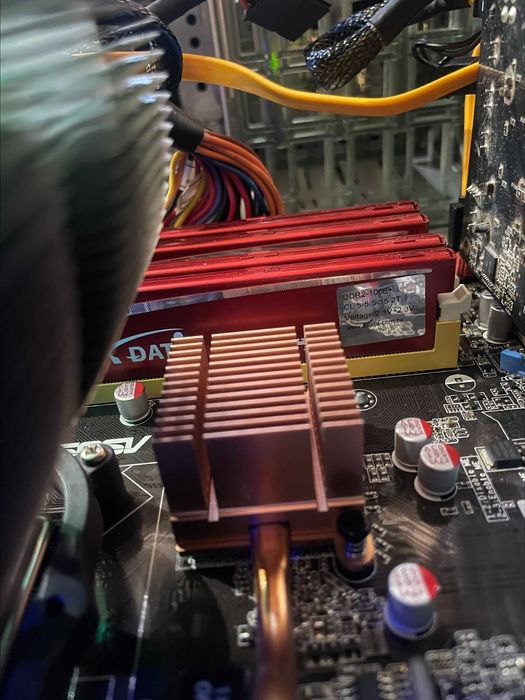 Настолен  компютър