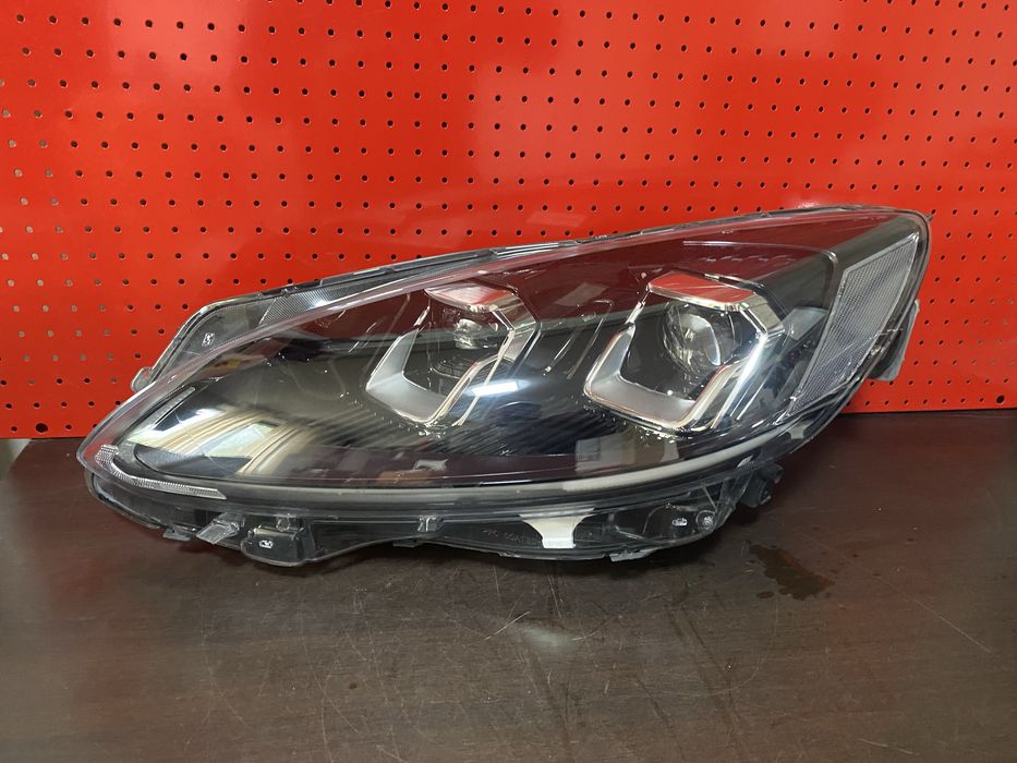 Far stanga full led Ford Kuga mk4