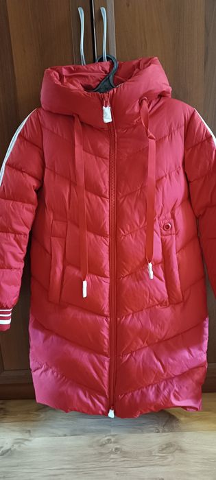 Куртка новая 10000