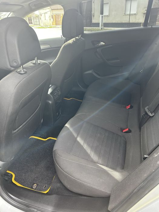 Opel insignia 2.0 cdti 2010 130 cp 192.000 km