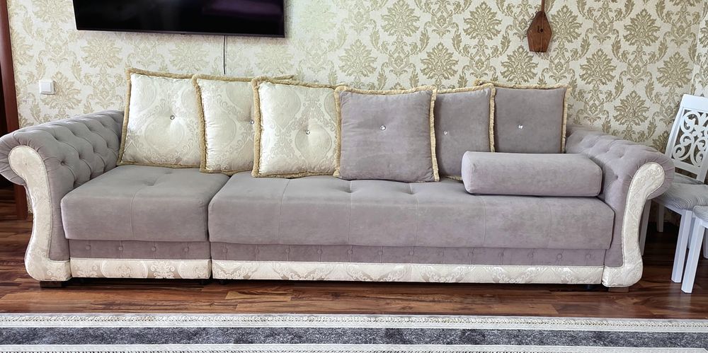 Диван для  гостинной