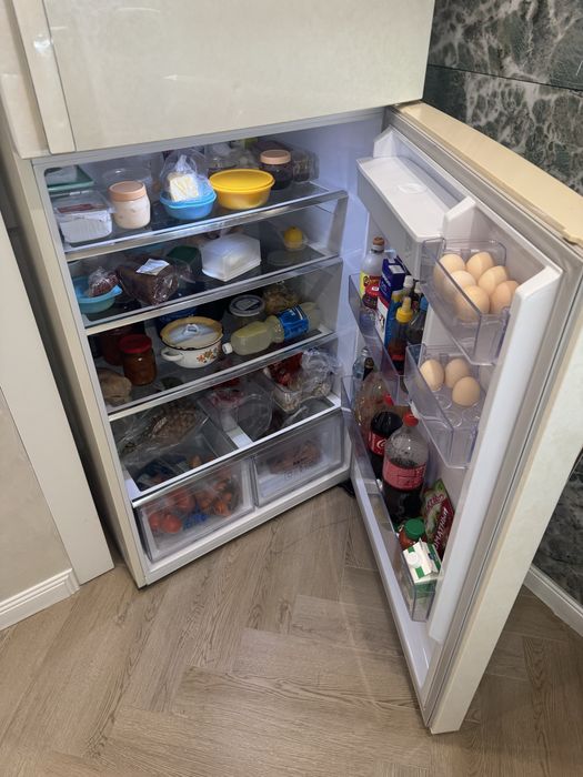 Холодильник Samsung 185см