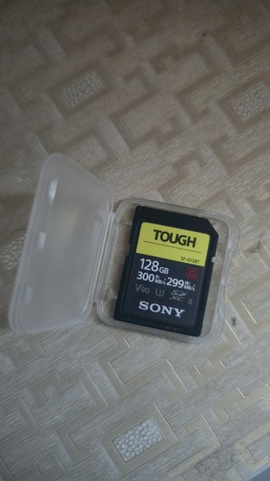 fleshka Sony 300MB/S
