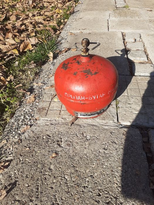 Туристическа газова бутилка