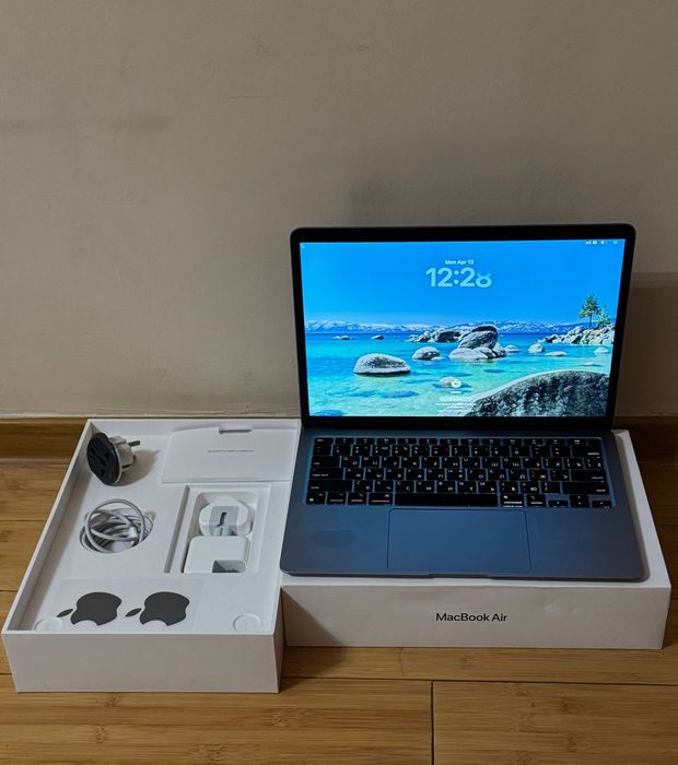 MacBook Air M1 | 8GB RAM | 256GB SSD | Коробка + Оригинальная зарядка
