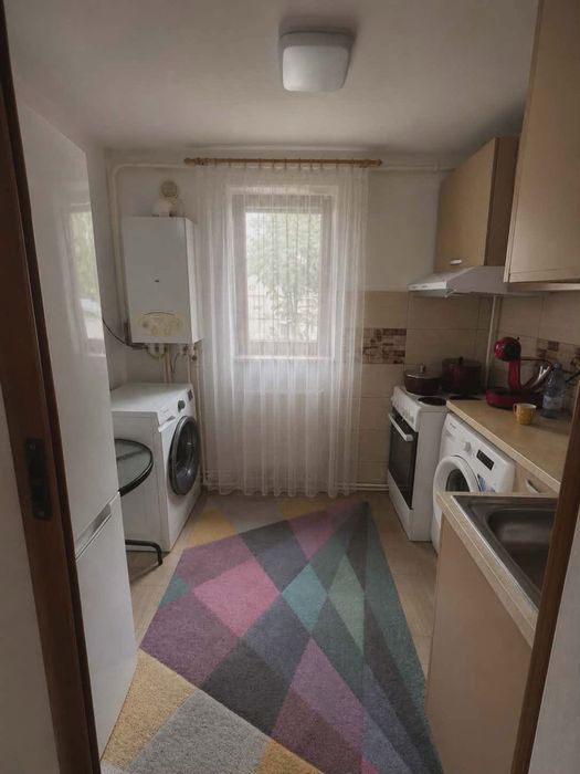 Apartament 2 camere decomandat etaj 1