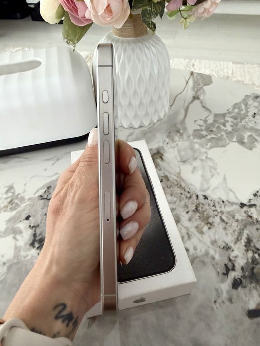 Iphone 15 Pro Silver/White impecabil