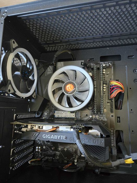 PC Gaming / Office – Ryzen 5 PRO, 16GB RAM, Placă de bază B550 - zona Gorjului