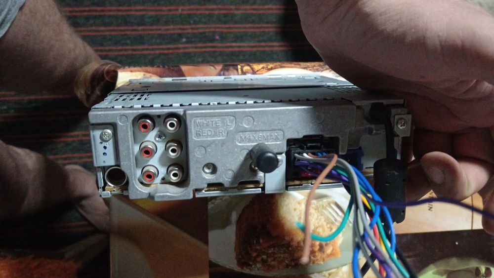 Pioneer    Den - Р4050UB