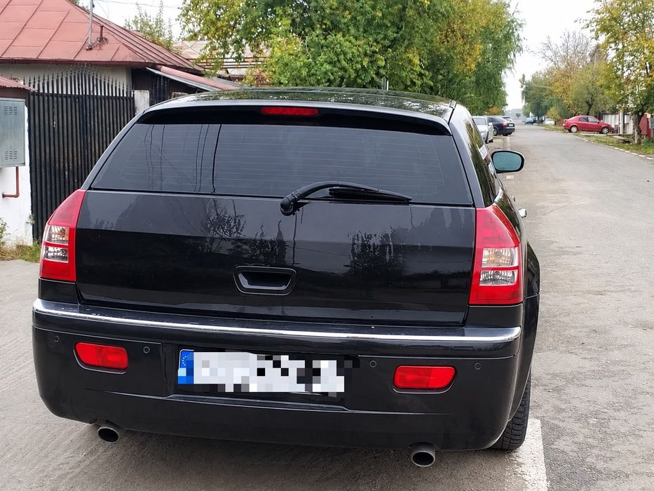 Chrysler 300C diesel, 4.523 € — imagine 4