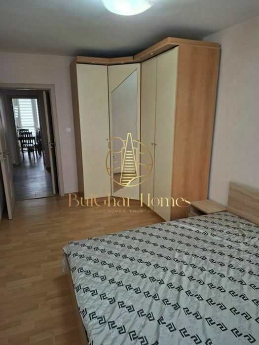 Дава се под наем Тристаен апартамент в Варна, Колхозен пазар - 85 кв.м за 548.25 € - Снимка #4