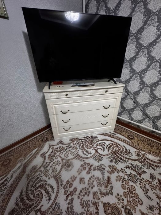 Продам спальный гарнитур