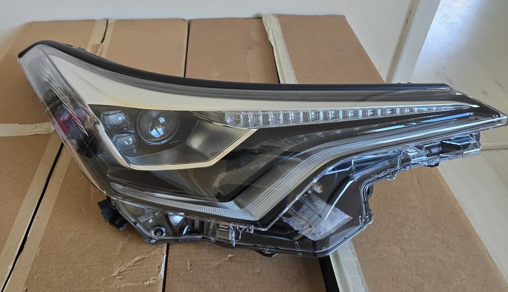 TOYOTA CH-R  LED 2018/23