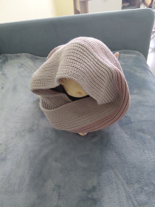 Продам женские головные уборы