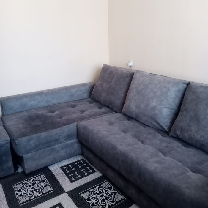 Уголок сотилади.