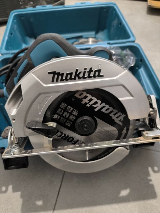 Fierăstrău circular Makita, 185-190 mm, 1600W,  o singura dată folosit