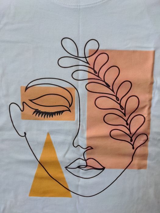 Дамска тениска с щампа