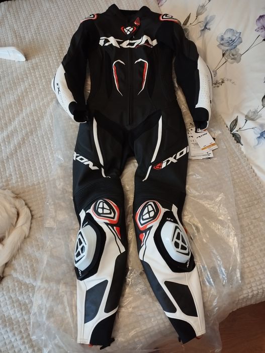 Дамски кожен мото екип Ixon XS (36)