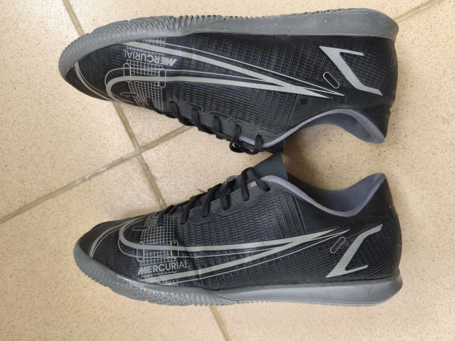 Маратонки Nike  Mercurial