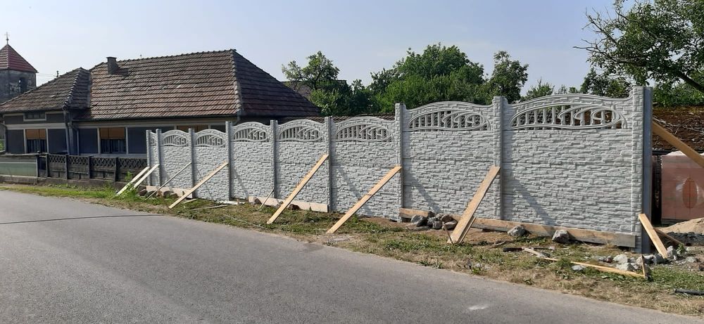 Garduri,tuburi de beton