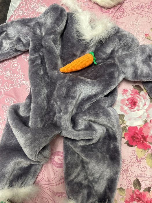 Заяц костюм меховой