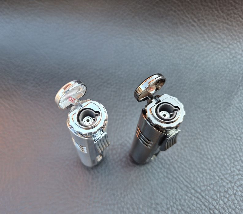 Луксозна запалка  JOBON в подаръчна кутия ,два цвята C5685