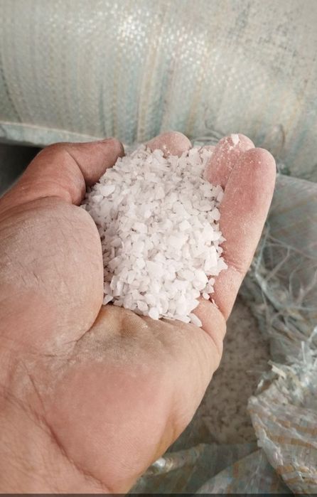 КВАРЦЕВЫЙ  песок  мука щебень  камень