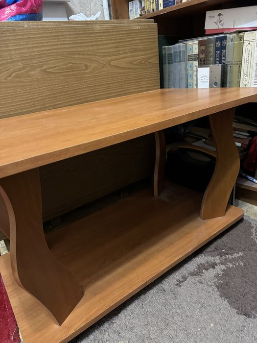 Столик журнальный