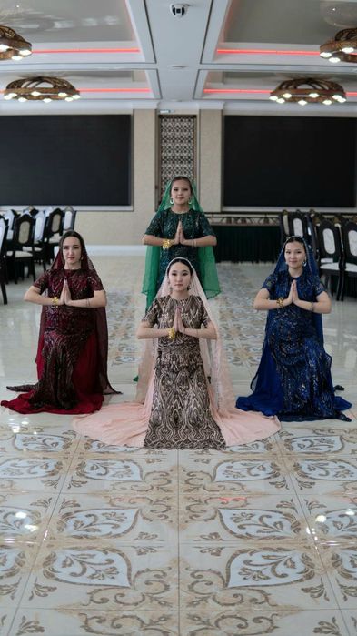 Танцевальные костюмы