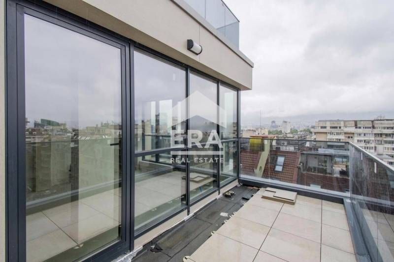 Продава се Четиристаен апартамент в София, Лозенец - 206 кв.м за 3848 €/кв.м - Снимка #2