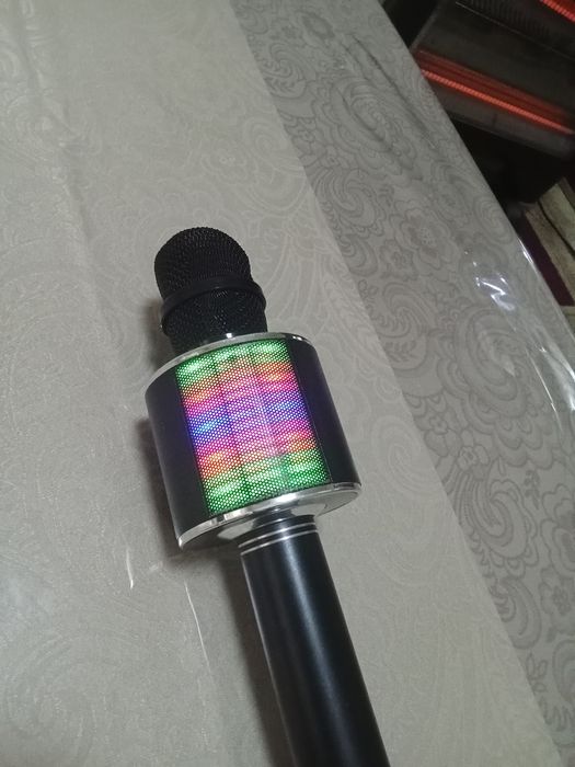 Mikrafonli kalonka sotiladi