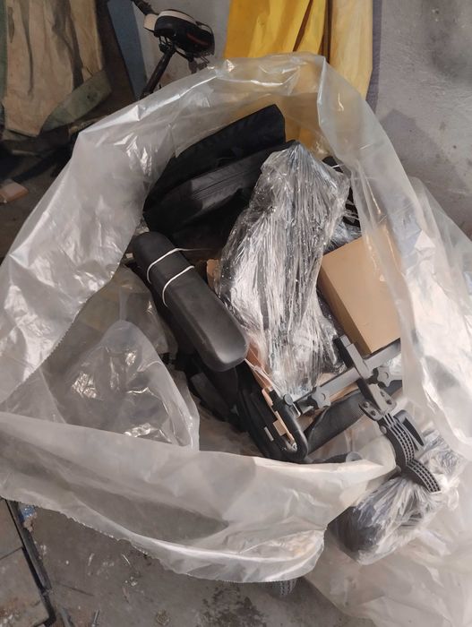 Кресло коляска для инвалидов электрическое.