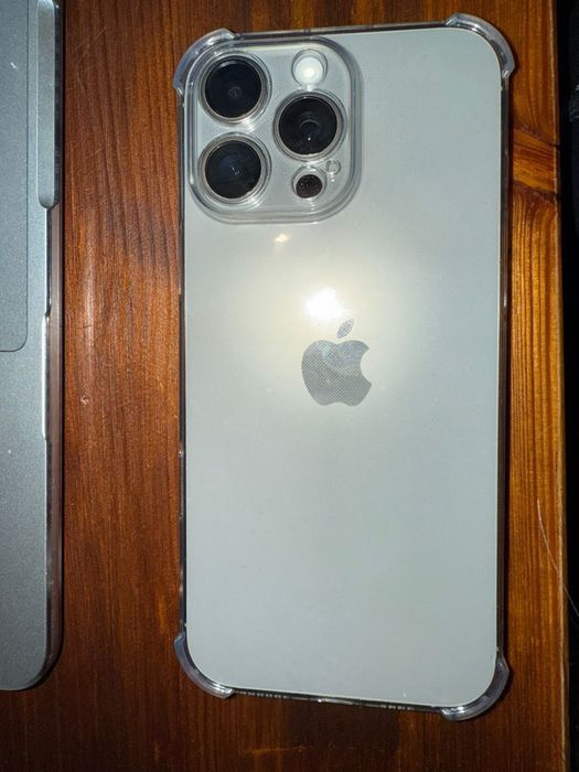 16 pro max в идеальном состоянии