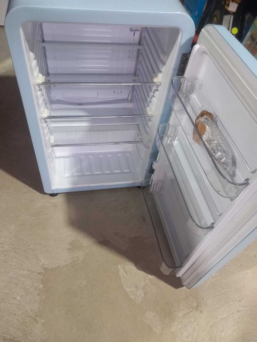 SUPER OFERTA Mini Frigider 112 L
