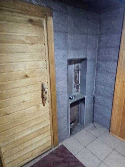 Продам дом, гараж, баню, времянку.