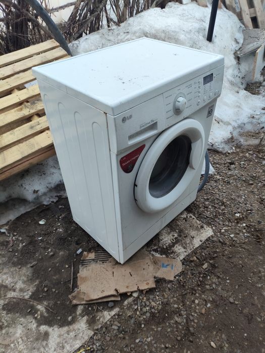 Продам стиральную машину