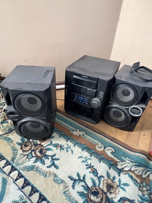 Музыкальный центр