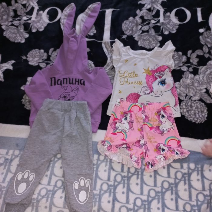 Продам детские вещи