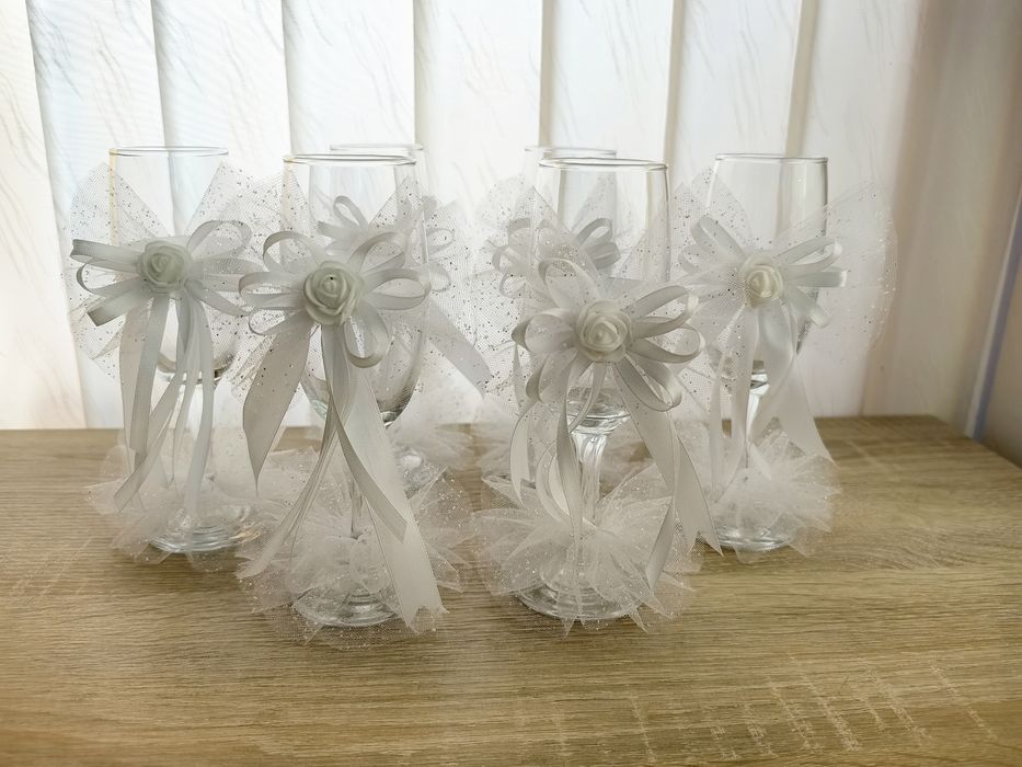 Сватбени бутониери и гривни