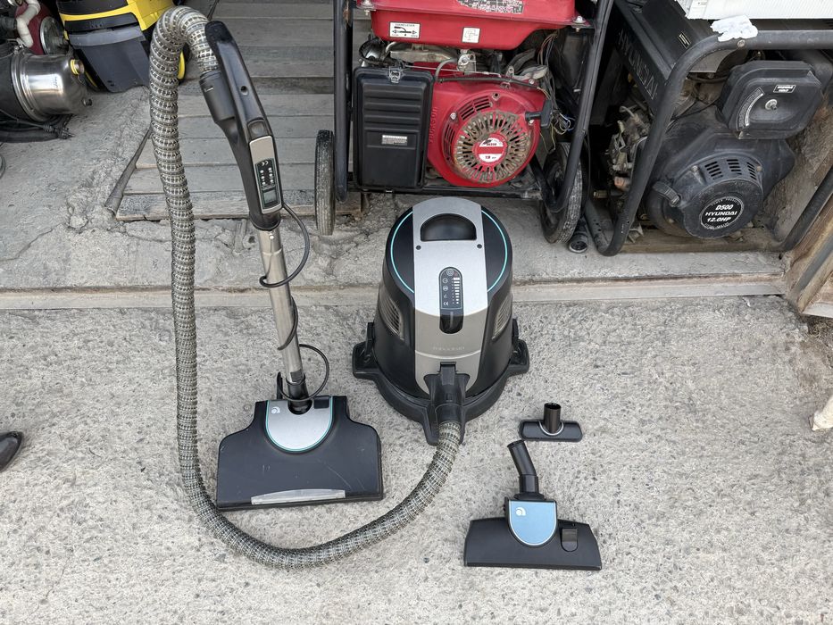 * RoboClean Aura SPLUS в хорошем рабочем состоянии