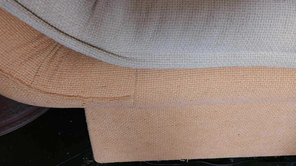 Диван и две кресла