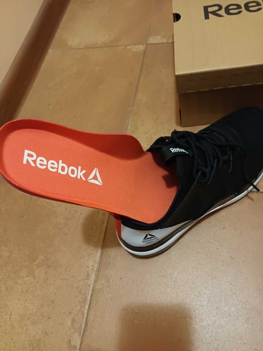 Reebok Les Mills Bodypump 100Ultra 4.0- със система Carbonated Foam!