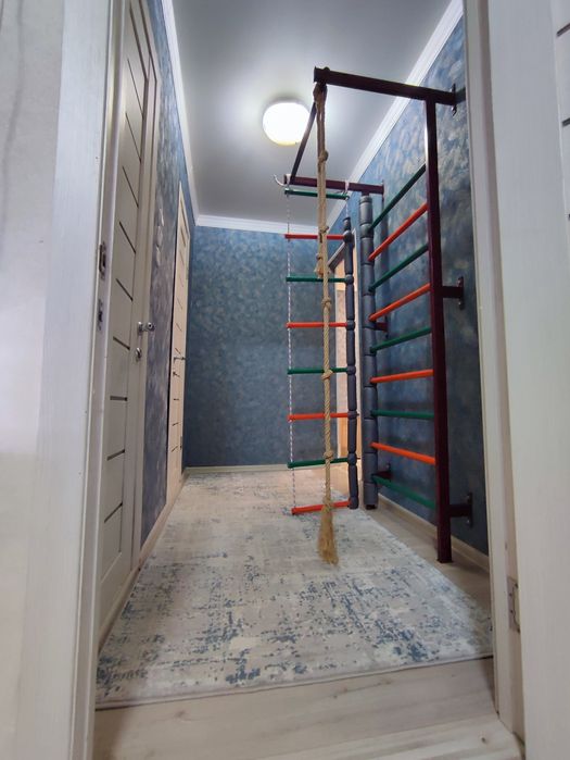 3-комнатная в 7 мкр.