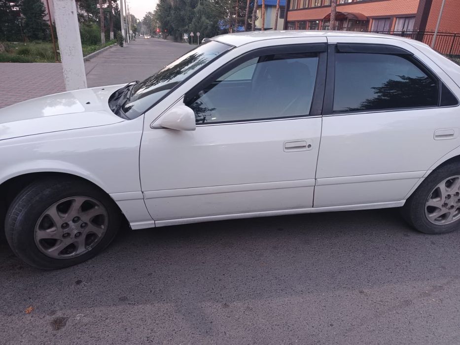 Тойота Камри 25 американец