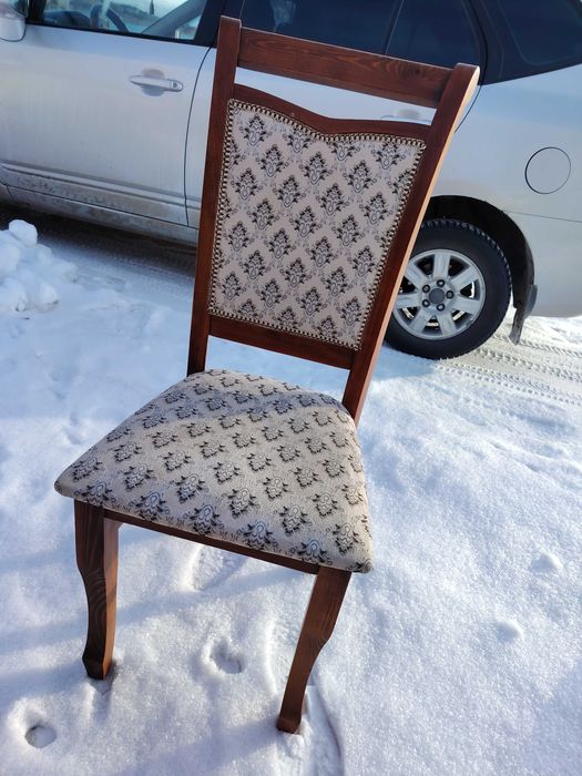 Продам стулья 4 штуки